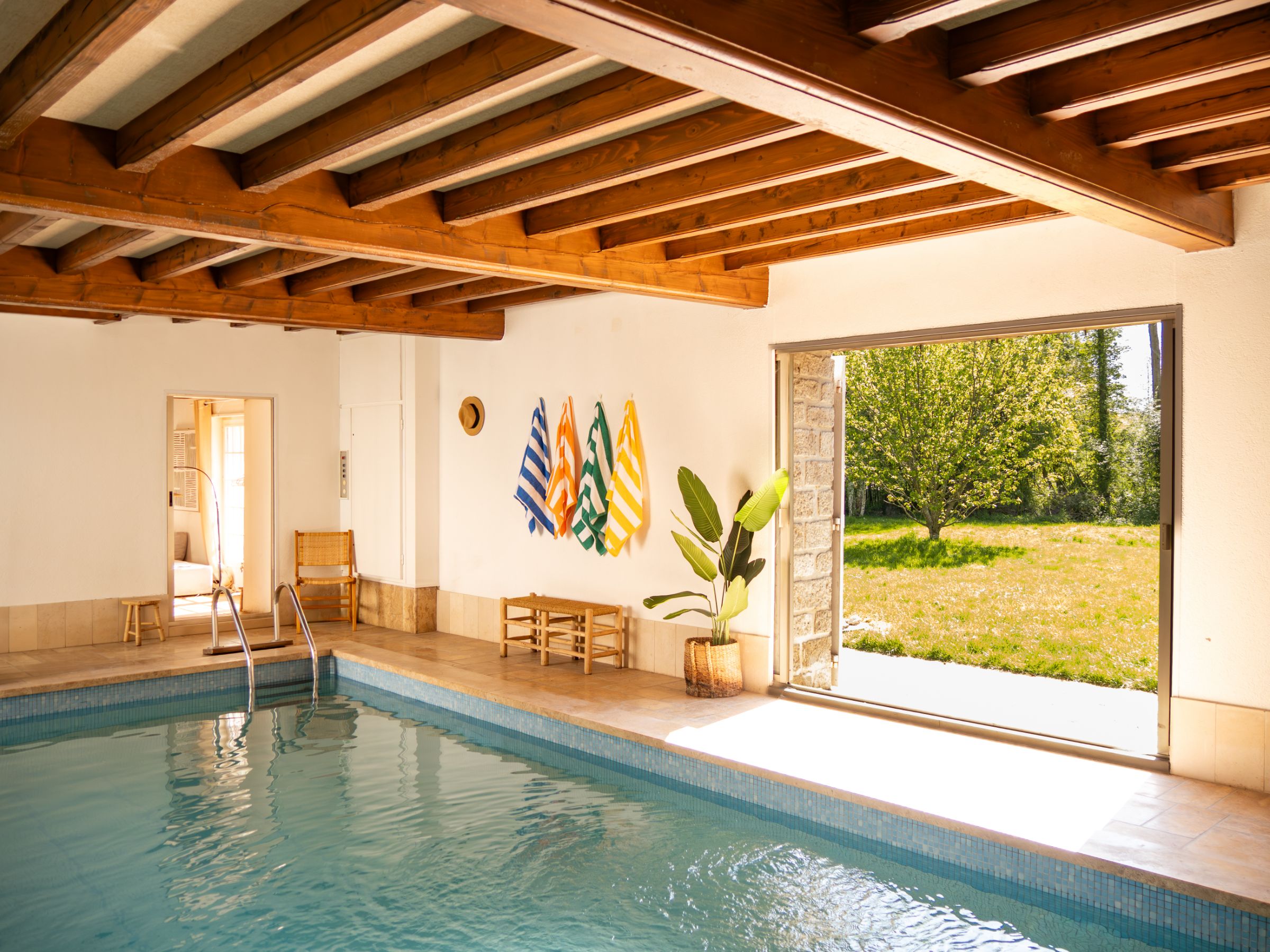 Piscine intérieure chauffée de Kaskad Taki